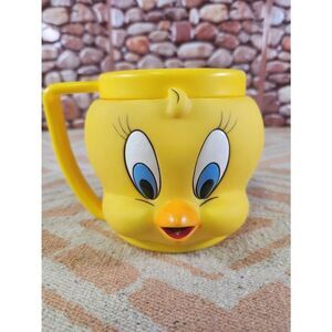 1992 Promotional Looney Tunes Tweety Bird 3D Plastic Vinyl Mug